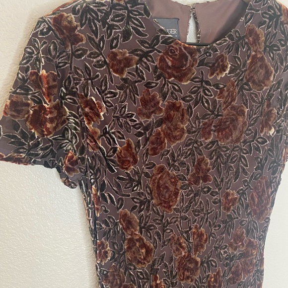 VINTAGE, RARE Kay Unger New York Crushed Velvet Scroll Floral Maxi Dress / 6 - Picture 2 of 6